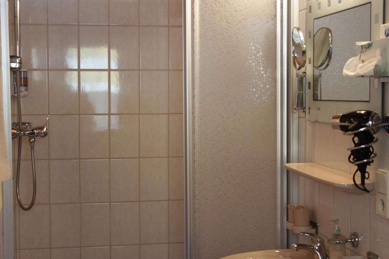 Birkenheim Widmann Hotel Langenfeld Bagian luar foto